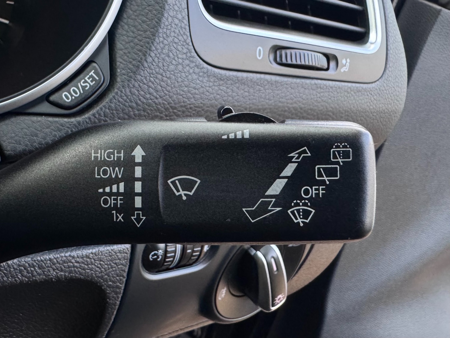 Used Volkswagen Golf 2011 for sale - 77014711: Photo 31