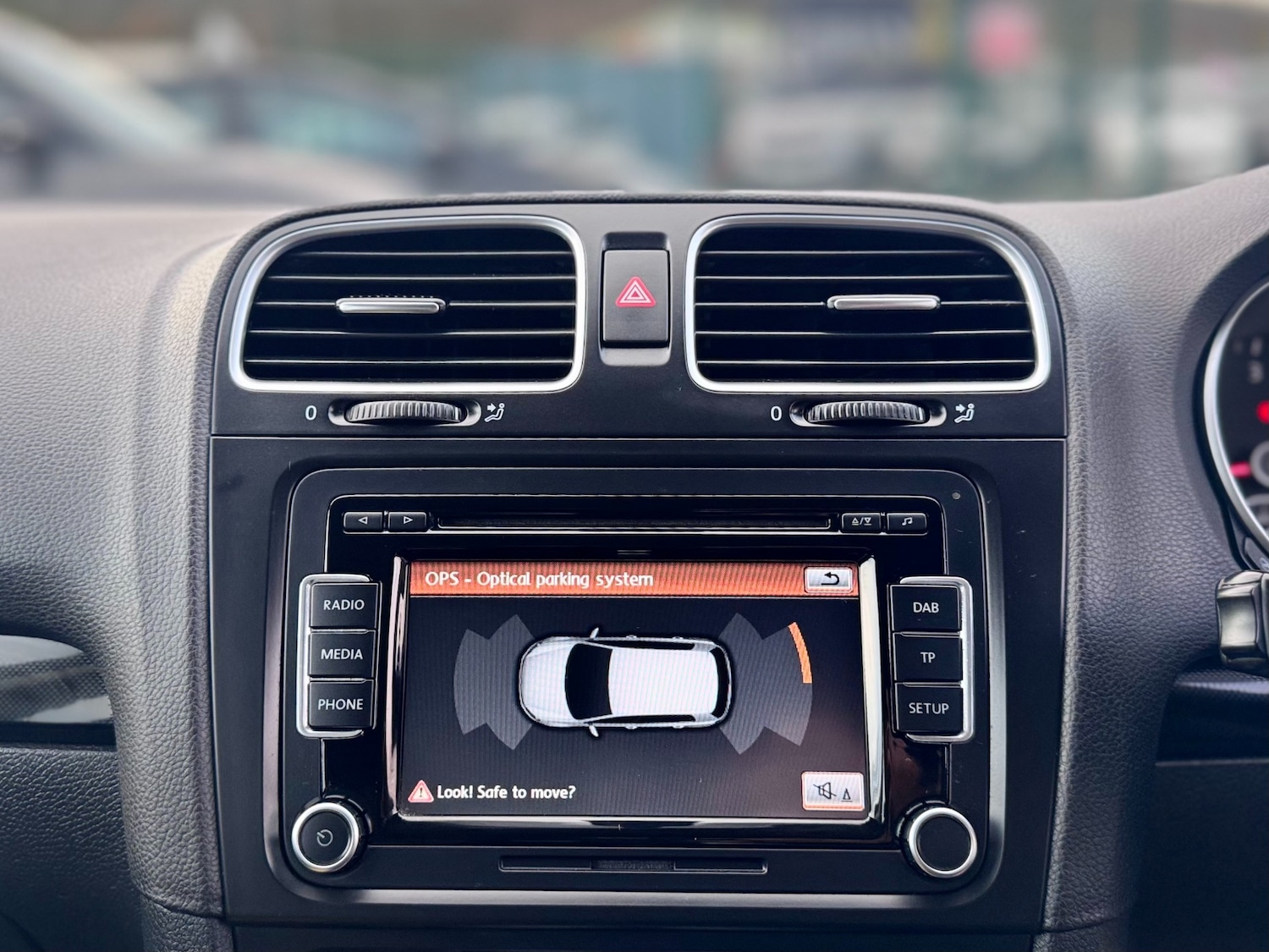 Used Volkswagen Golf 2011 for sale - 77014711: Photo 33