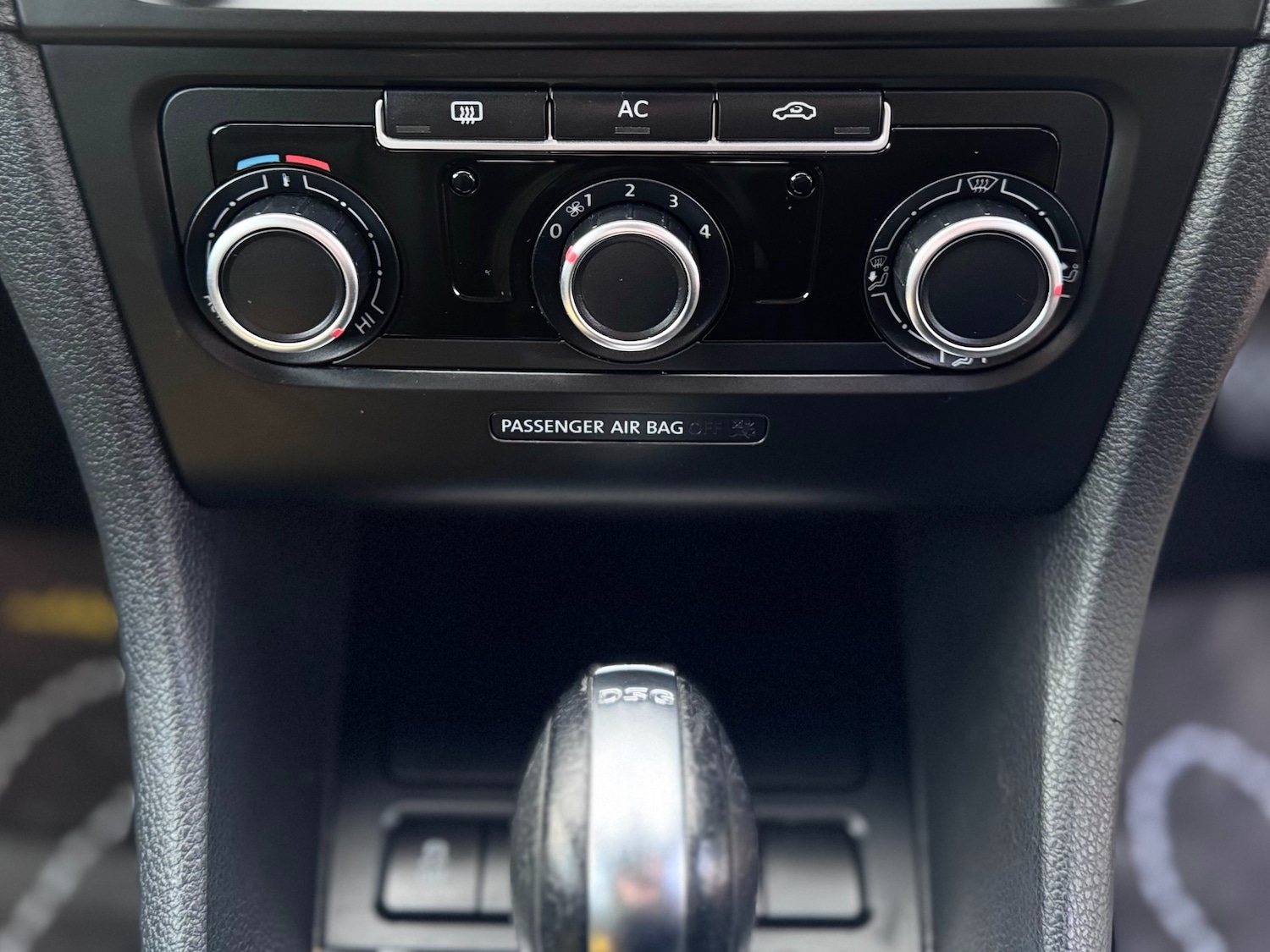 Used Volkswagen Golf 2011 for sale - 77014711: Photo 34