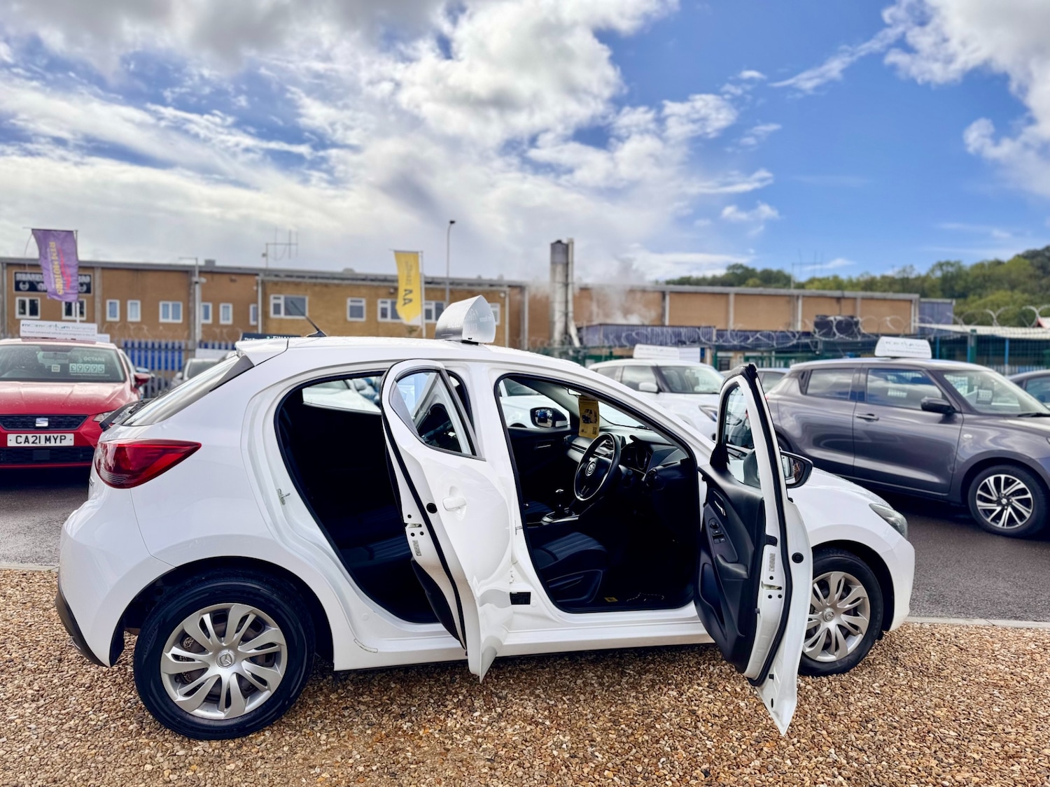 Used Mazda Mazda2 2015 for sale - 77223050: Photo 44