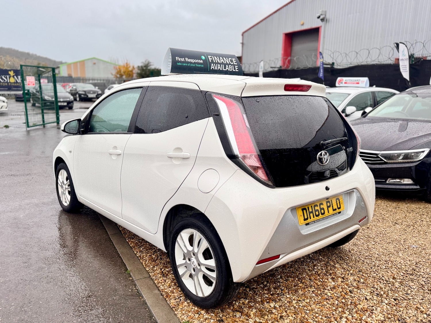 Used Toyota AYGO 2017 for sale - 76682093: Photo 18