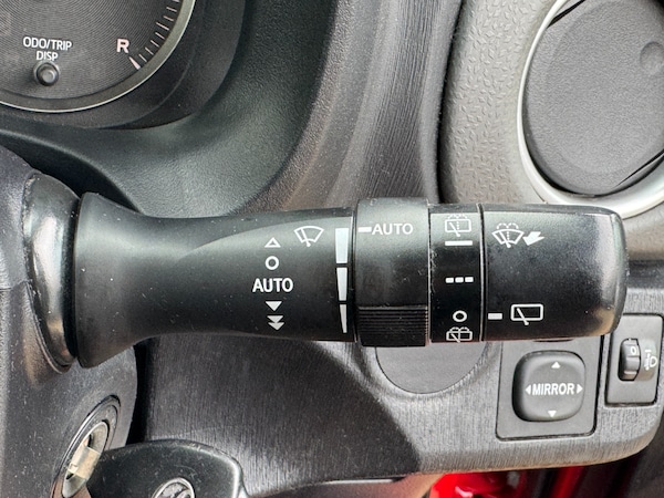 Used Toyota Yaris 2014 for sale - 76234670: Photo 28