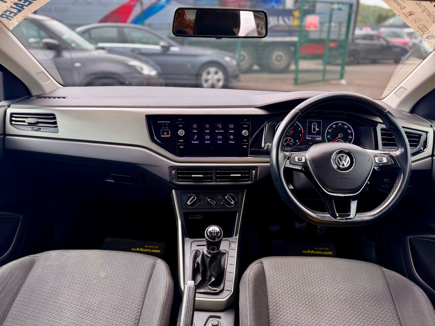 Used Volkswagen Polo 2018 for sale - 76194230: Photo 10