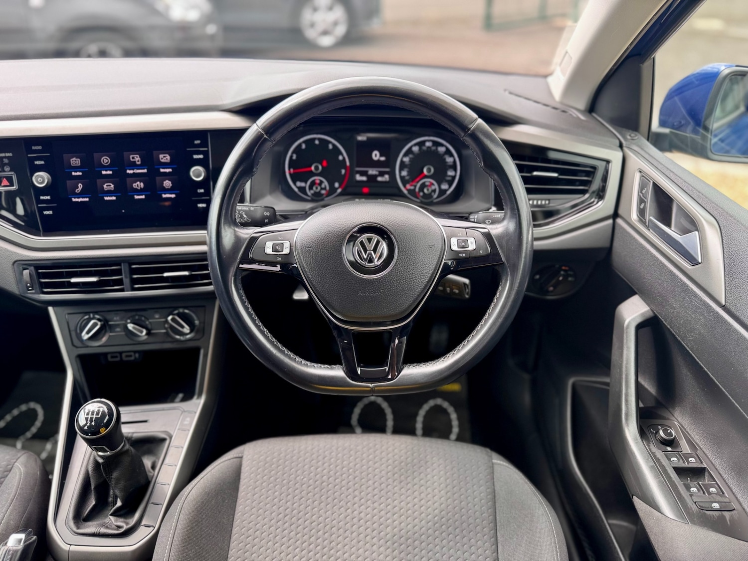 Used Volkswagen Polo 2018 for sale - 76194230: Photo 11