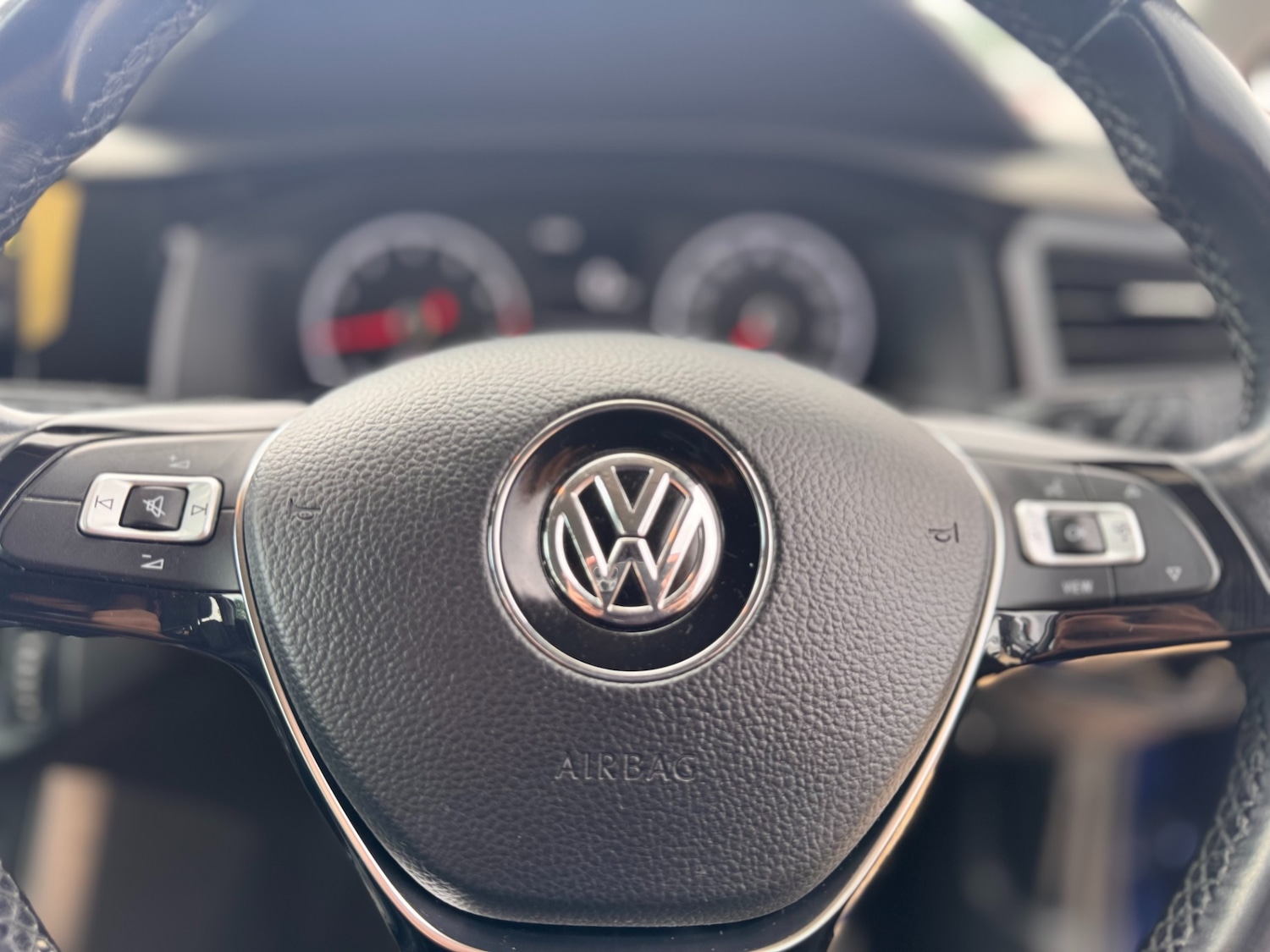 Used Volkswagen Polo 2018 for sale - 76194230: Photo 28
