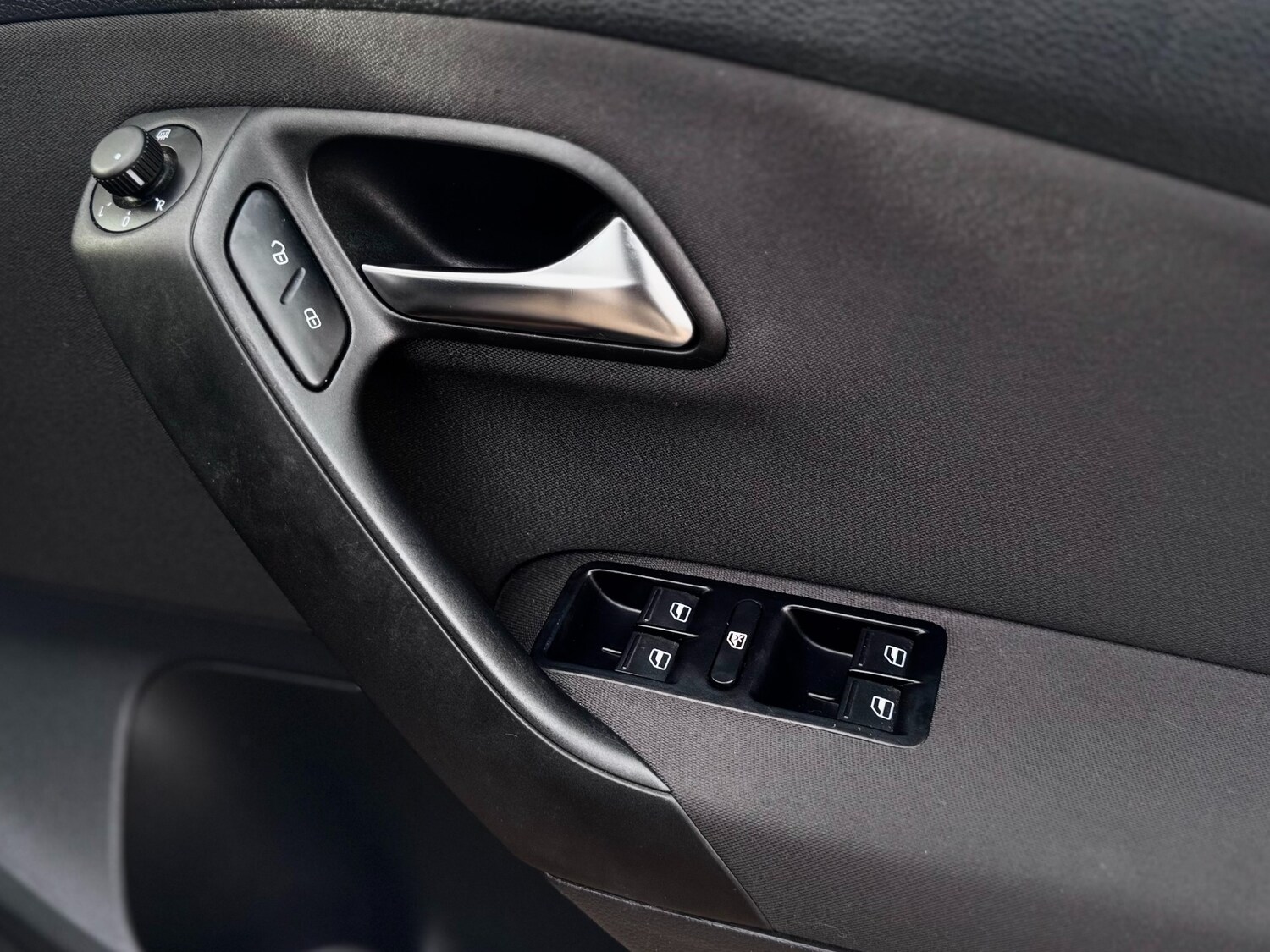 Used Volkswagen Polo 2013 for sale - 77297948: Photo 26