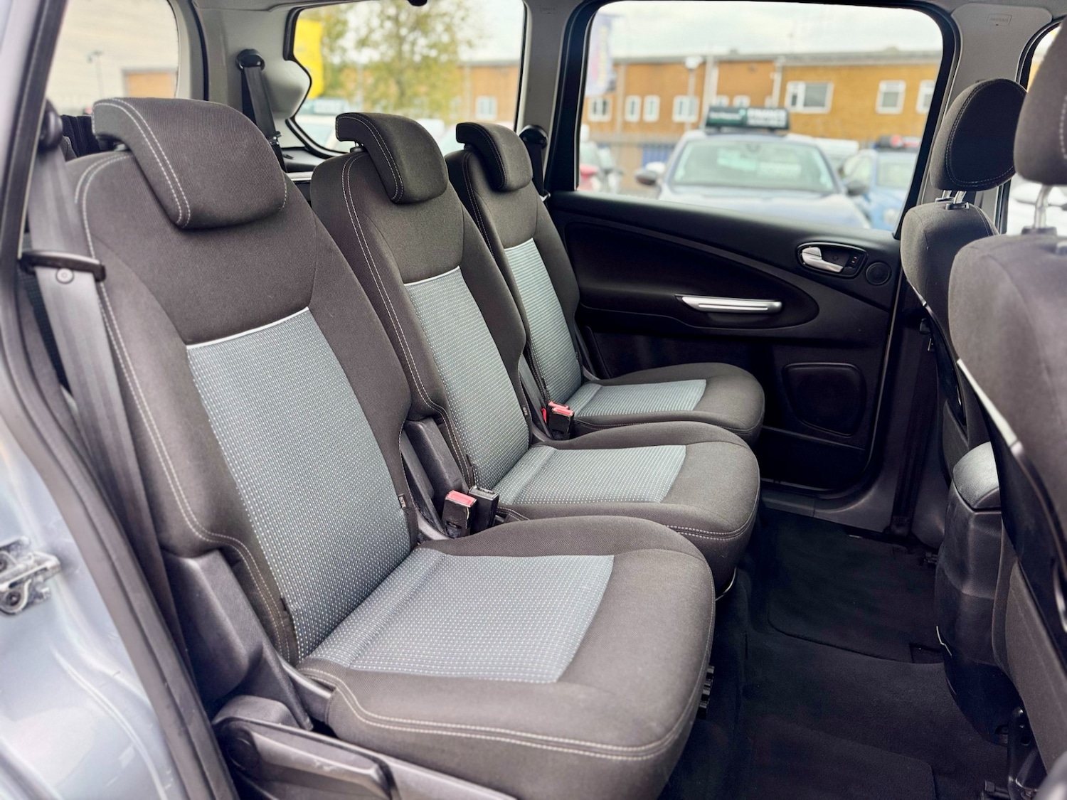 Used Ford Galaxy 2013 for sale - 76762635: Photo 39