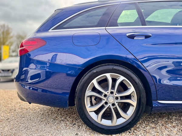 Used Mercedes-Benz C Class 2015 for sale - 76304598: Photo 24