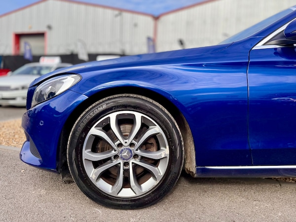 Used Mercedes-Benz C Class 2015 for sale - 76304598: Photo 26