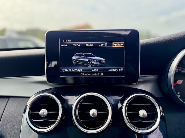Used Mercedes-Benz C Class 2015 for sale - 76304598: Photo 37