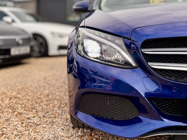 Used Mercedes-Benz C Class 2015 for sale - 76304598: Photo 54
