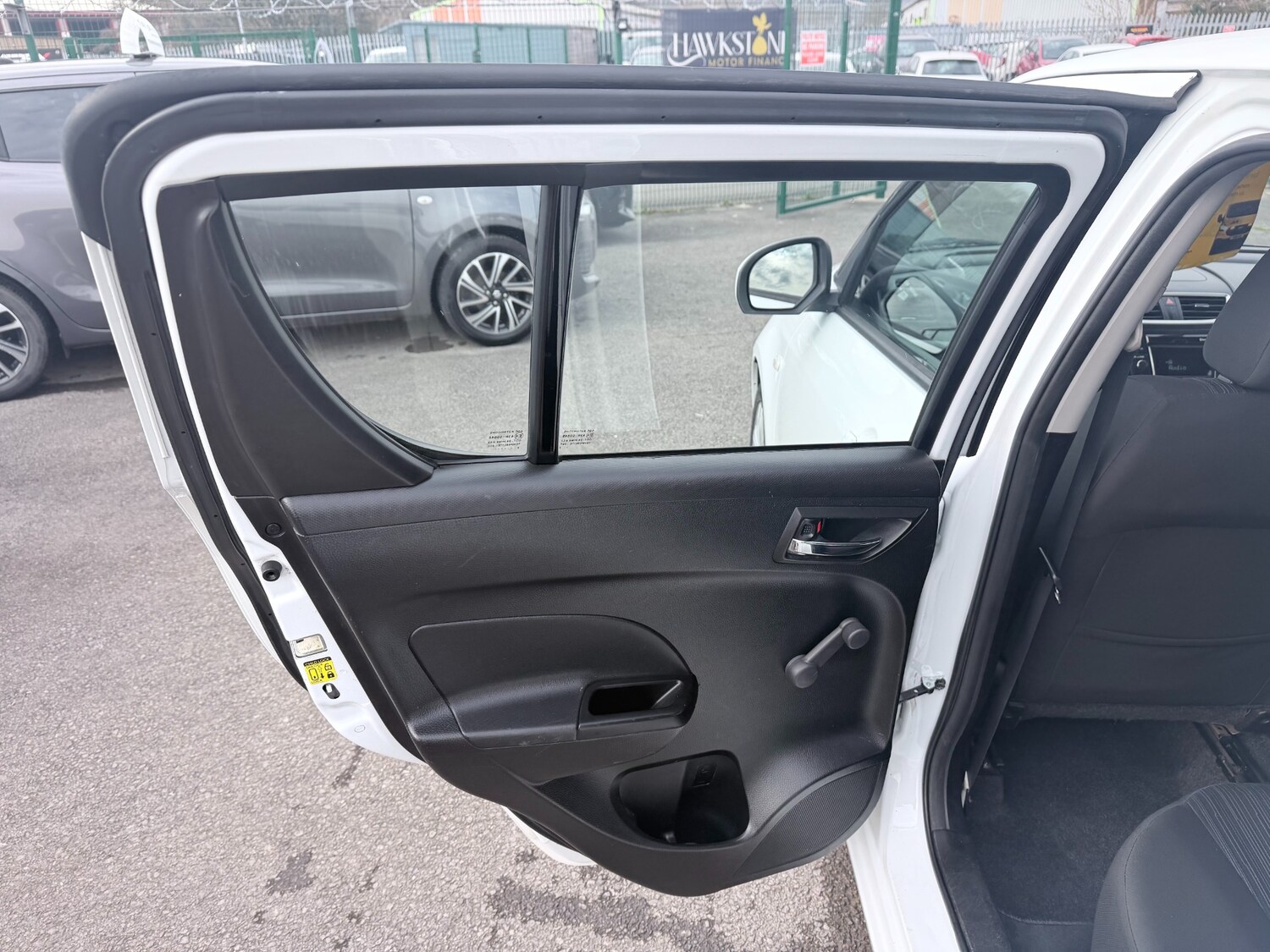 Used Suzuki Swift 2013 for sale - 77846112: Photo 36