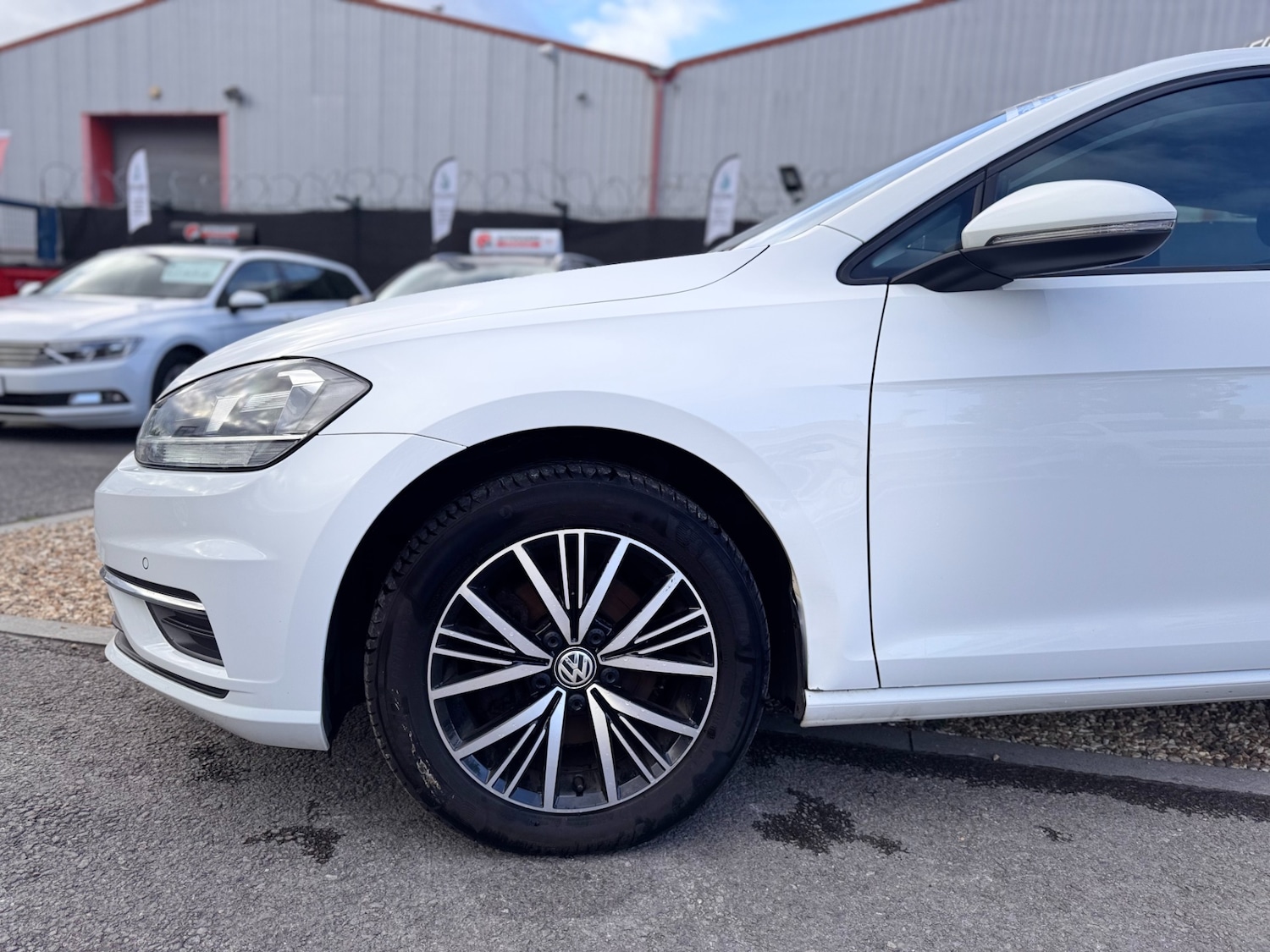 Used Volkswagen Golf 2018 for sale - 76159454: Photo 23
