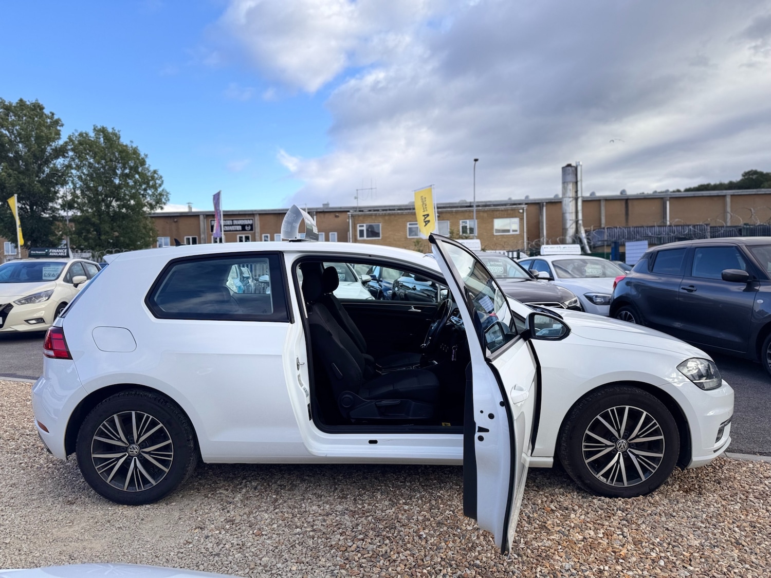 Used Volkswagen Golf 2018 for sale - 76159454: Photo 39