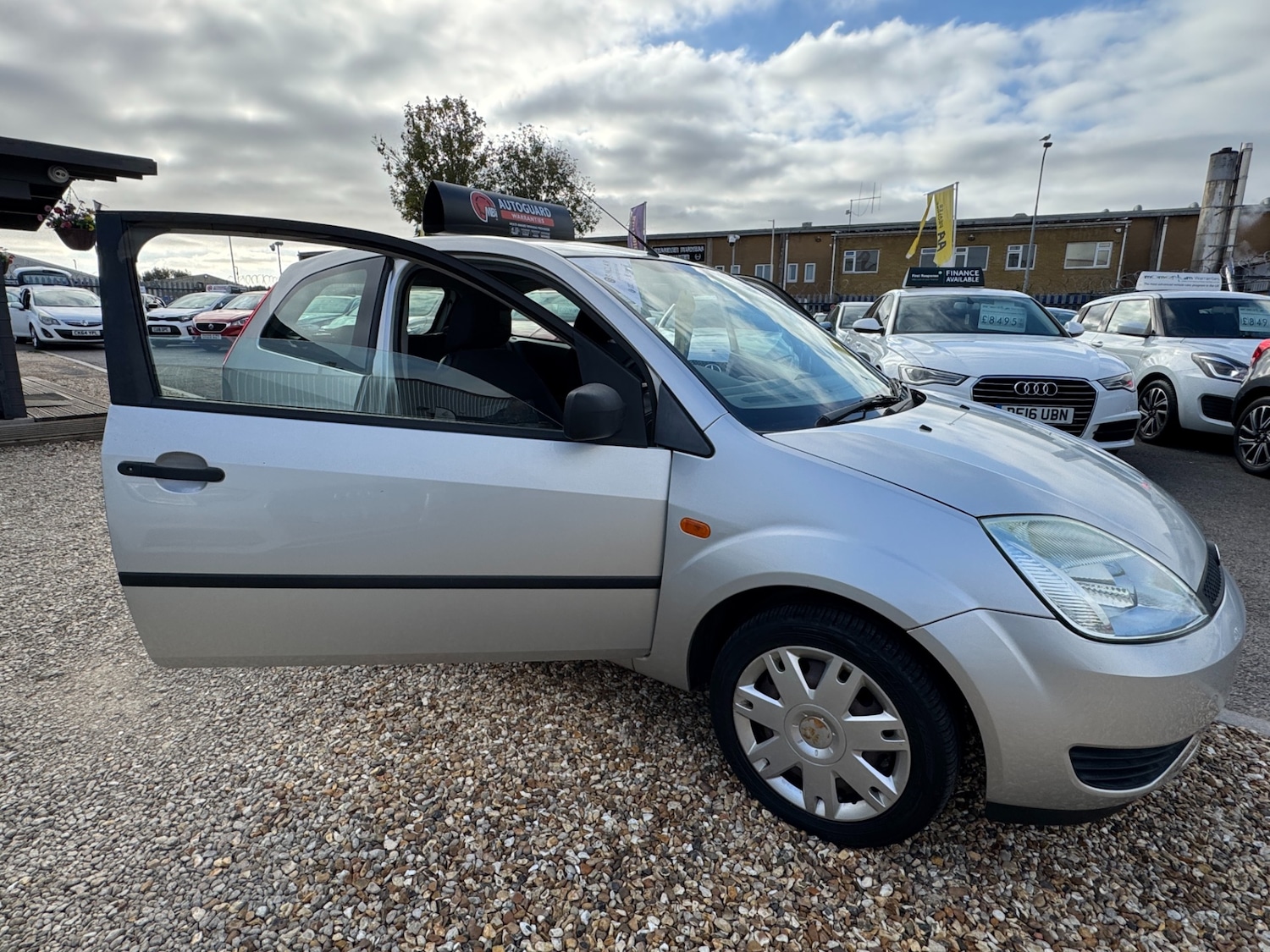 Used Ford Fiesta 2005 for sale - 76383273: Photo 39