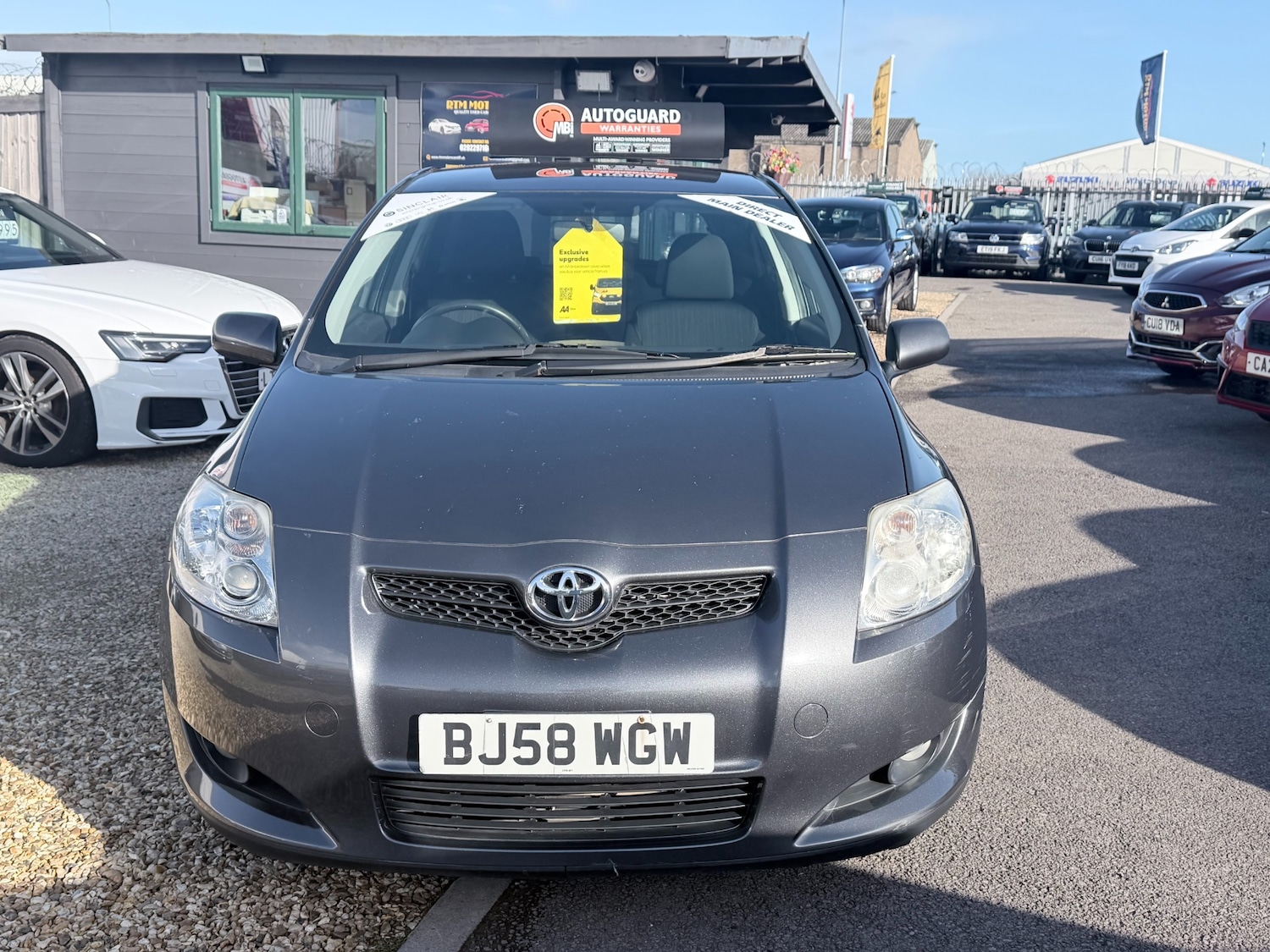 Used Toyota Auris 2009 for sale - 78177141: Photo 2