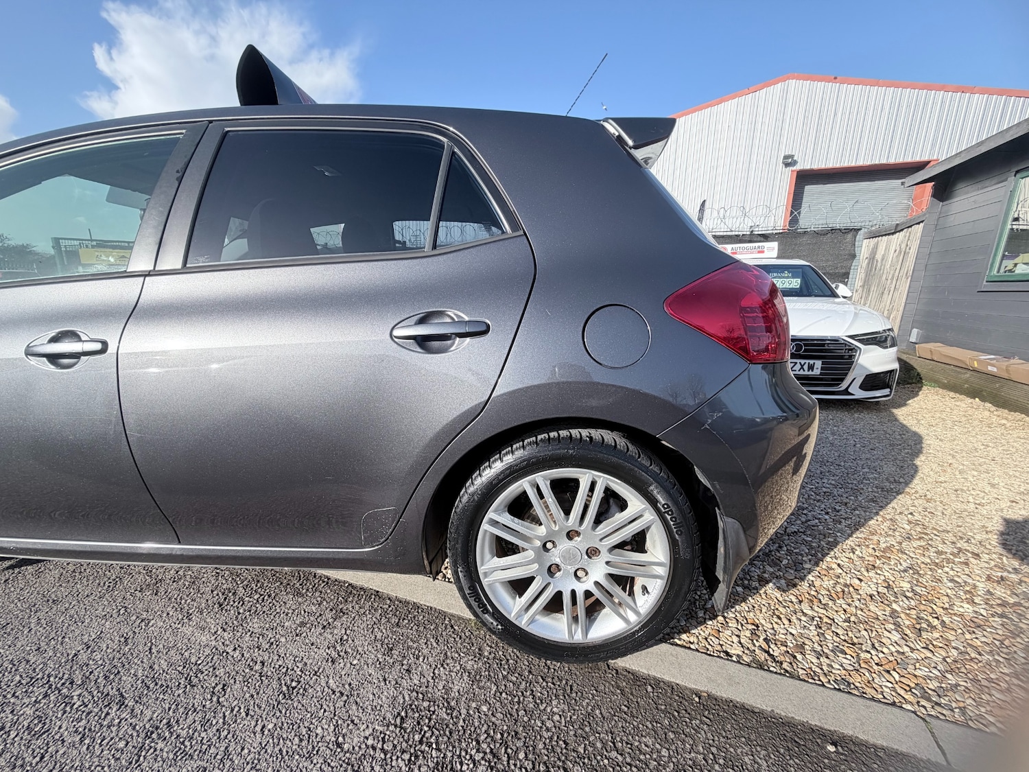 Used Toyota Auris 2009 for sale - 78177141: Photo 21