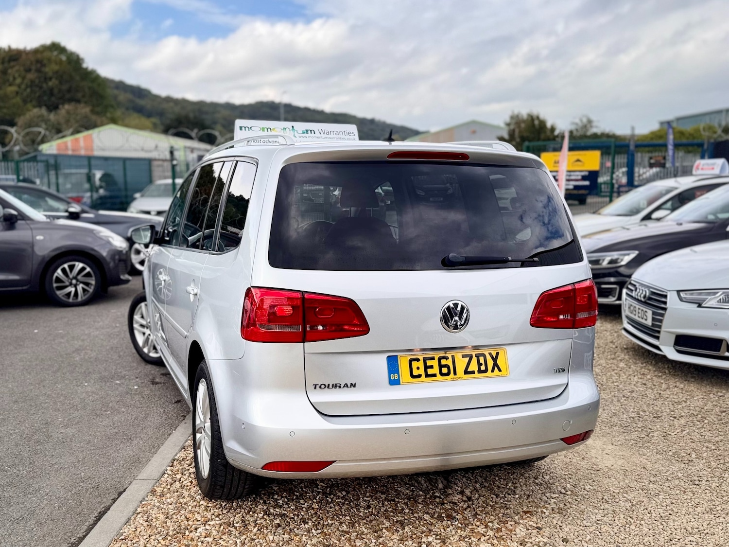 Used Volkswagen Touran 2011 for sale - 76450615: Photo 8