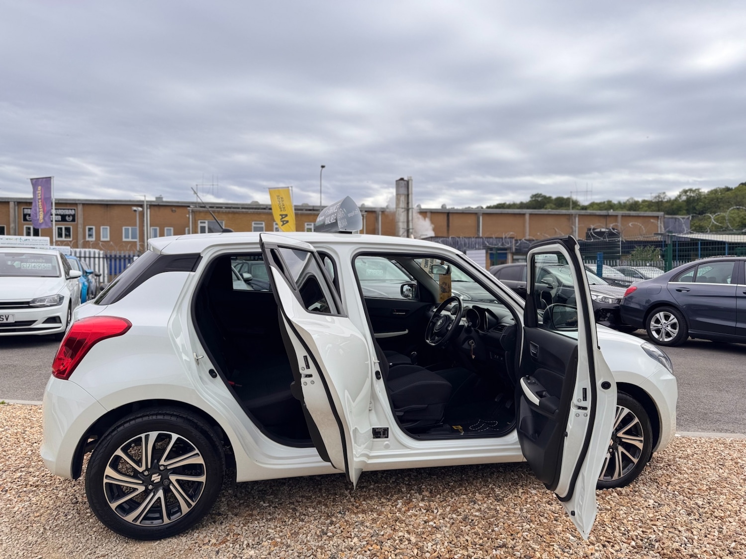 Used Suzuki Swift 2021 for sale - 77903138: Photo 45