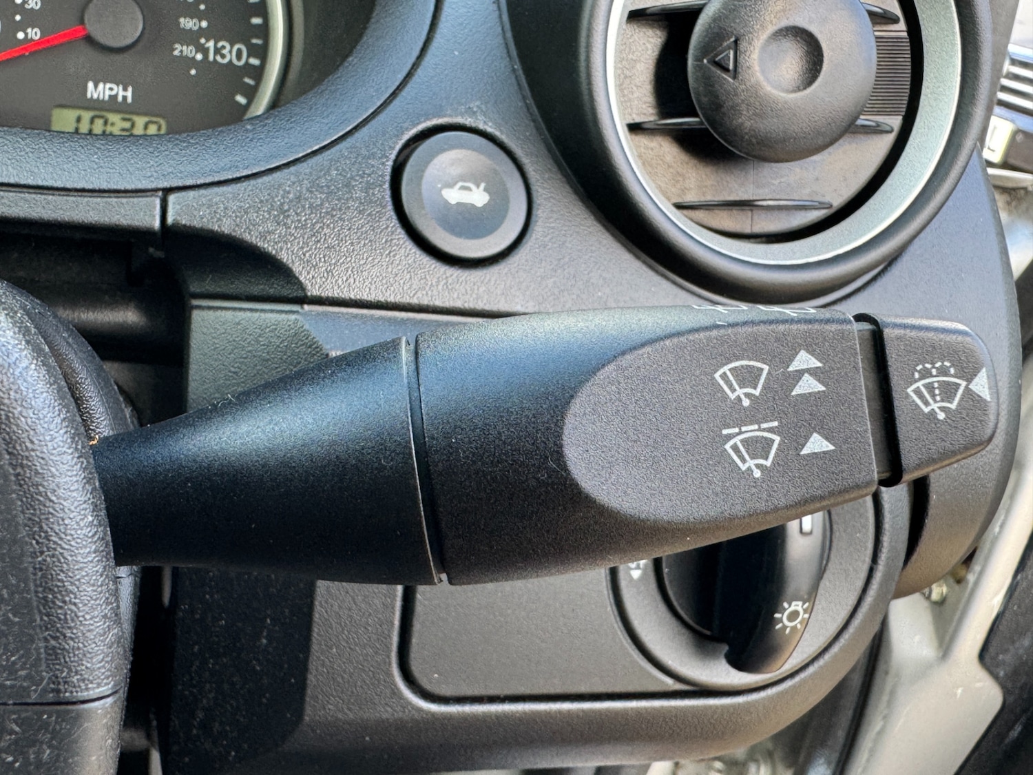 Used Ford Fiesta 2005 for sale - 76421826: Photo 32