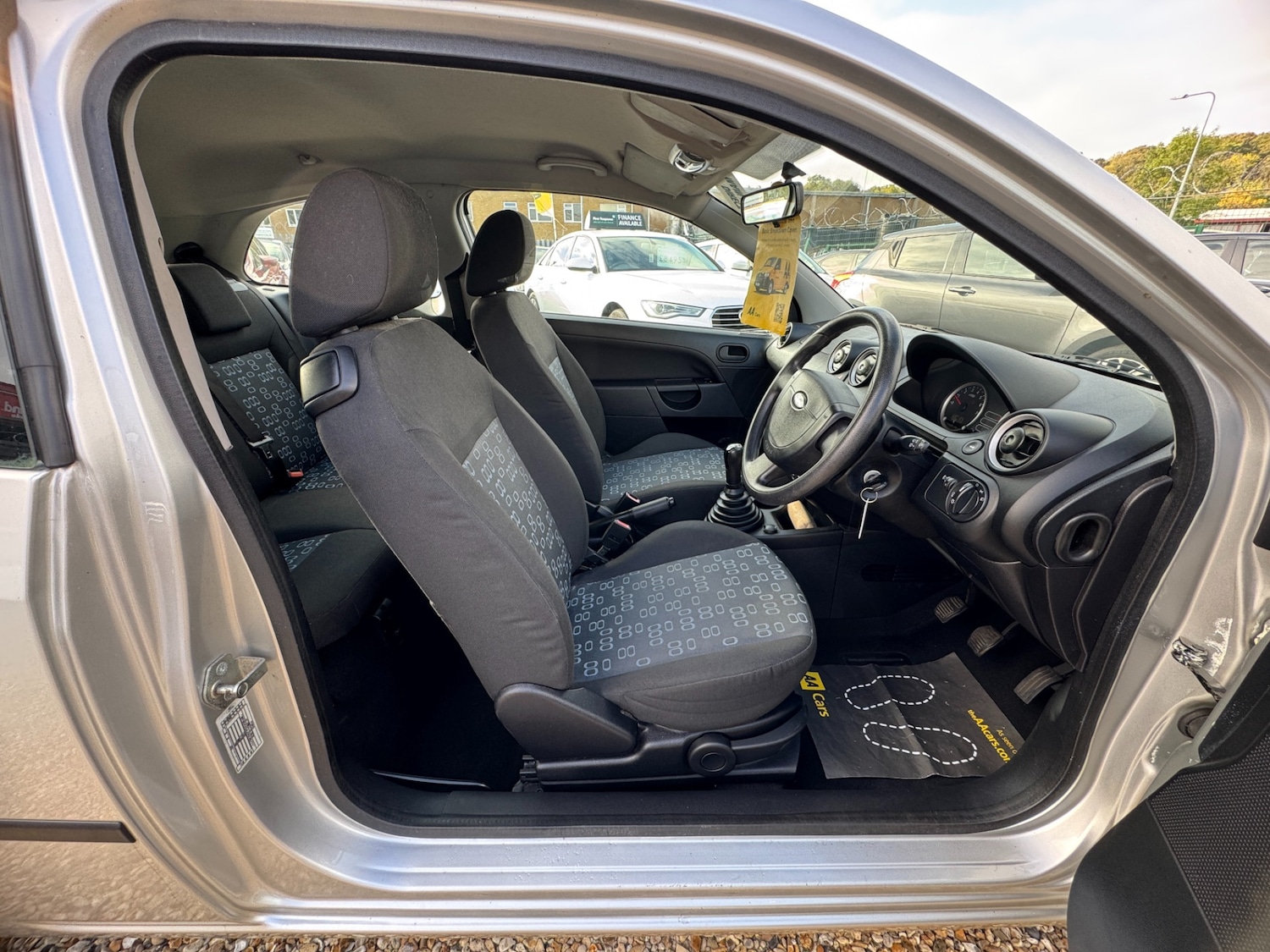 Used Ford Fiesta 2005 for sale - 76421826: Photo 8