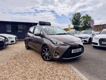 Used Toyota Yaris 2019 for sale - 75358502: Photo
