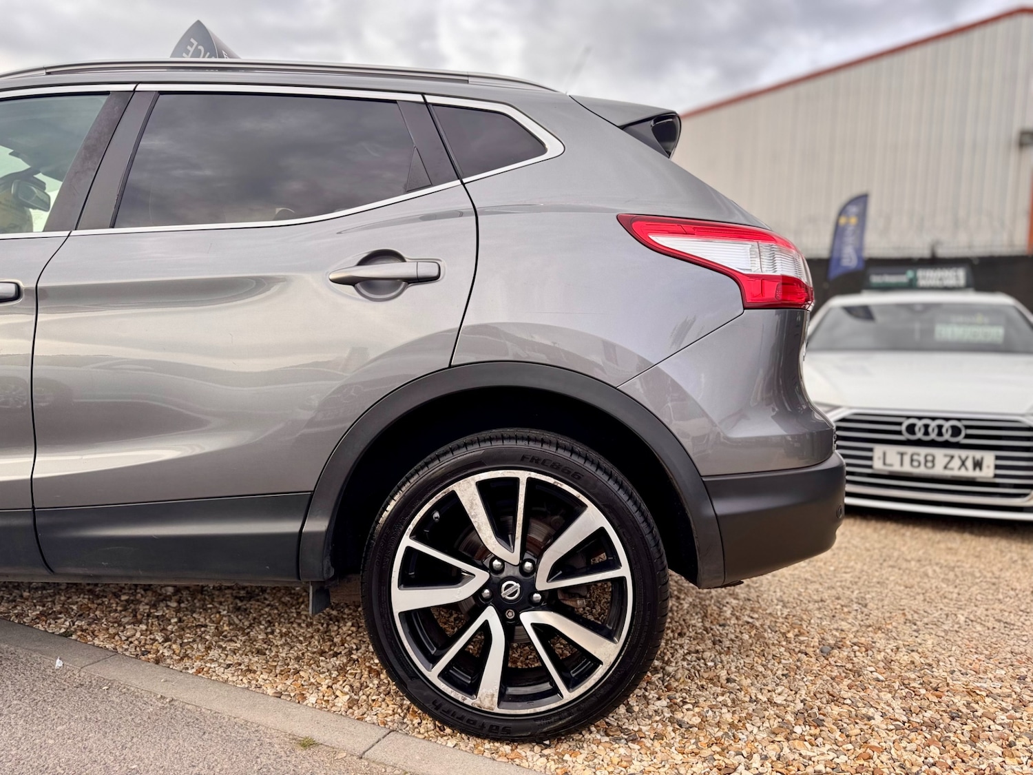 Used Nissan Qashqai 2015 for sale - 76426103: Photo 23