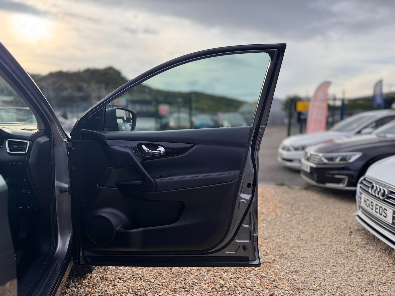 Used Nissan Qashqai 2015 for sale - 76426103: Photo 25