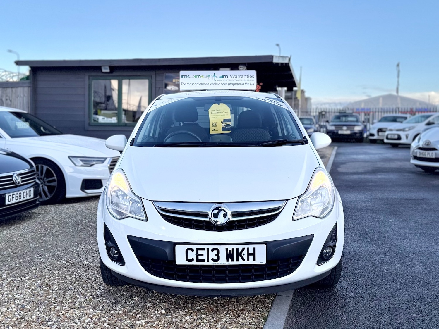 Used Vauxhall Corsa 2013 for sale - 76945657: Photo 2