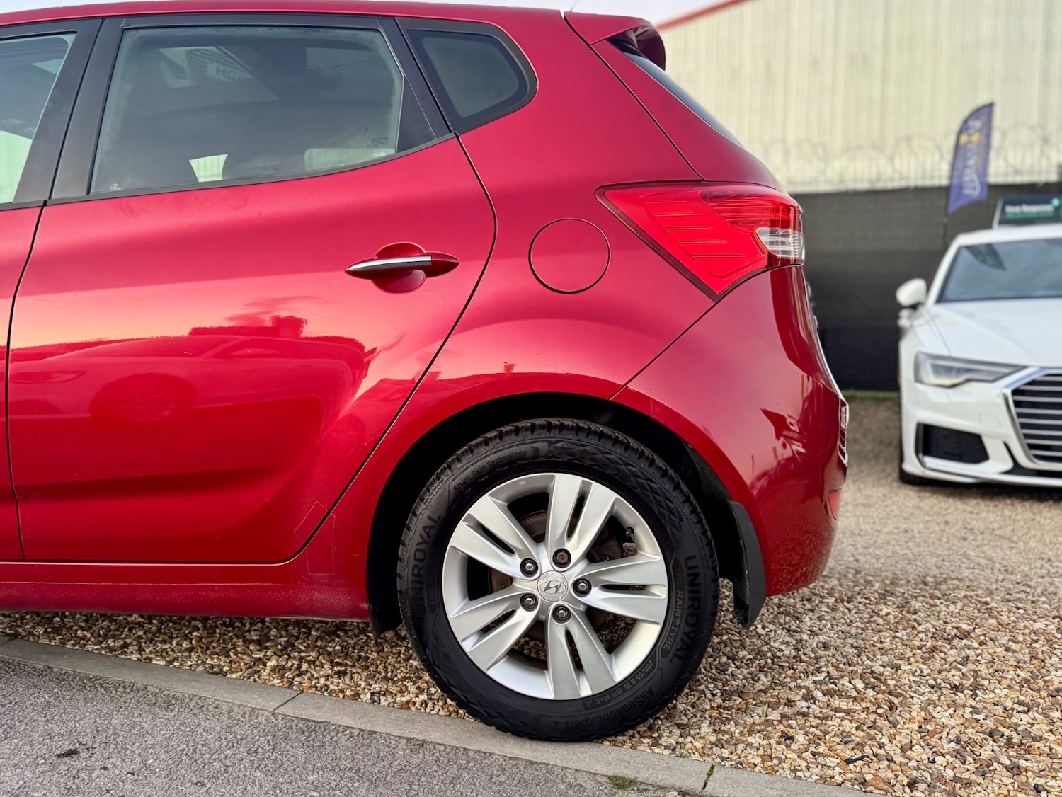 Used Hyundai Ix20 2011 for sale - 76919819: Photo 23