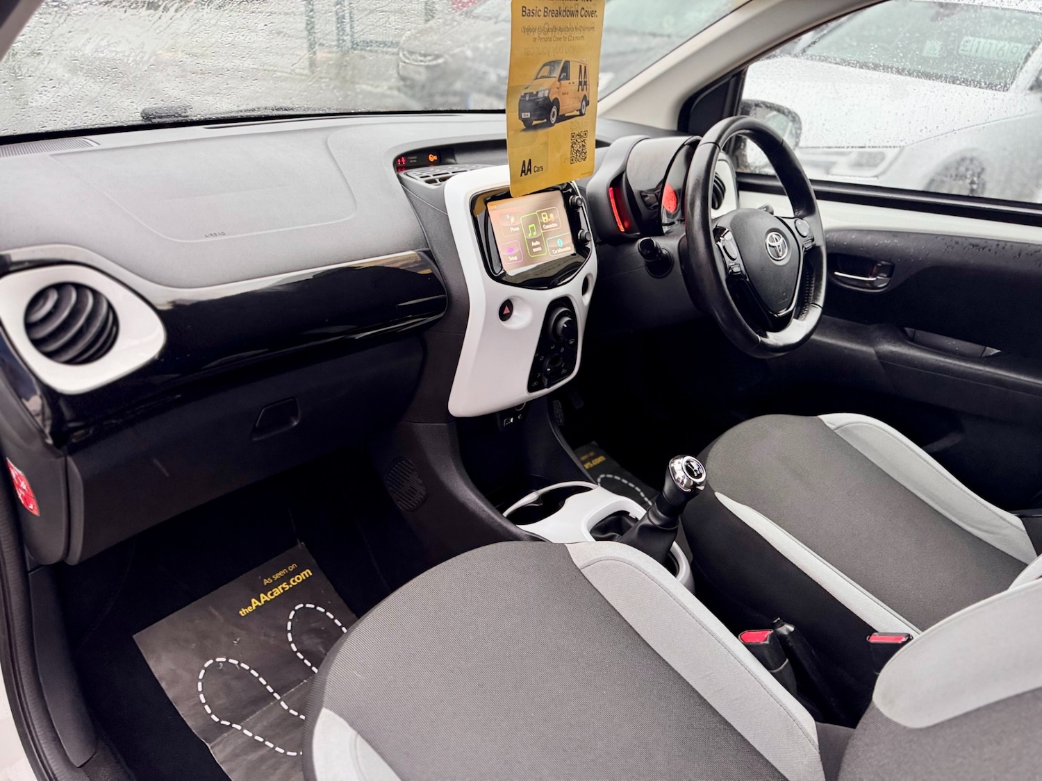 Used Toyota AYGO 2017 for sale - 76536236: Photo 19