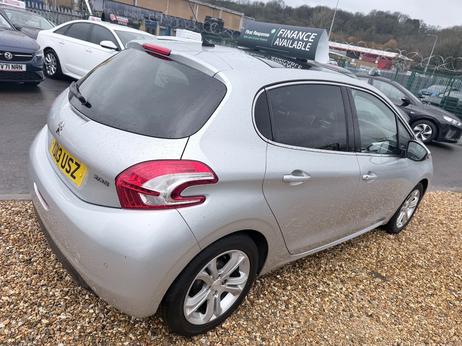 Used Peugeot 208 2013 for sale - 77688840: Photo 13