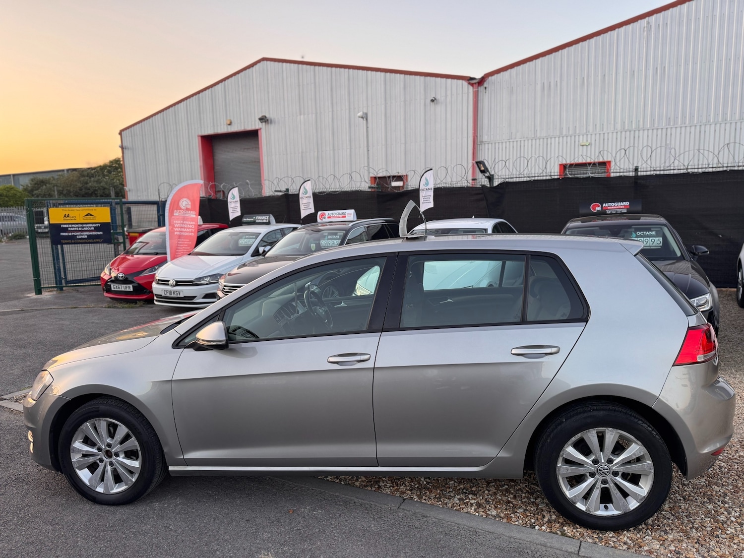 Used Volkswagen Golf 2013 for sale - 76157459: Photo 14