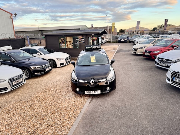 Used Renault Clio 2015 for sale - 76302484: Photo 49