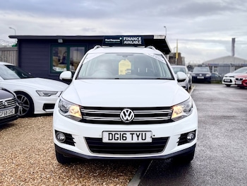 Used Volkswagen Tiguan 2016 for sale - 76542339: Photo