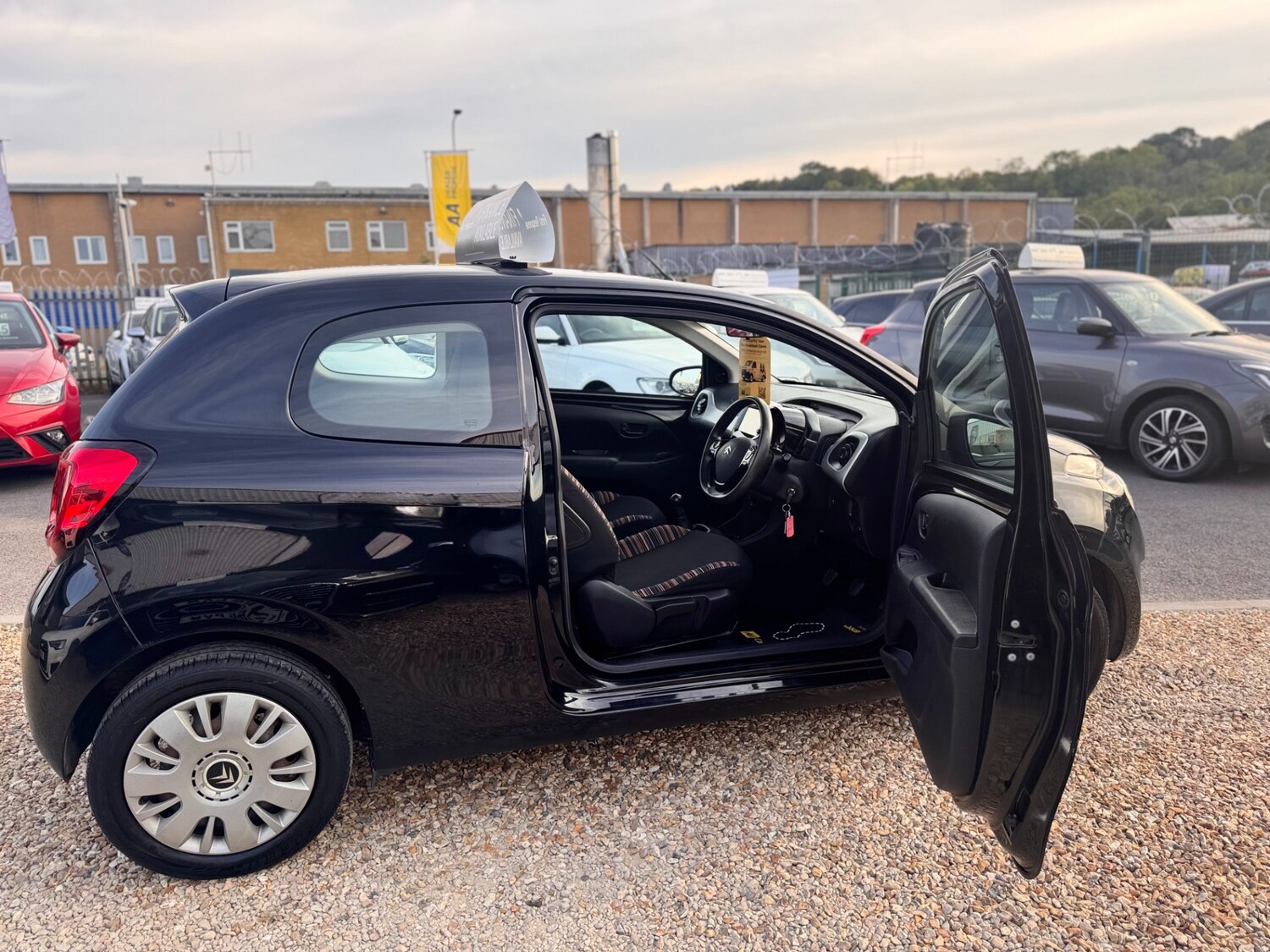 Used Citroen C1 2014 for sale - 76383442: Photo 34