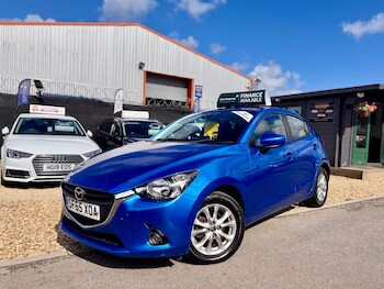 Used Mazda Mazda2 2015 for sale - 76157504: Photo 3
