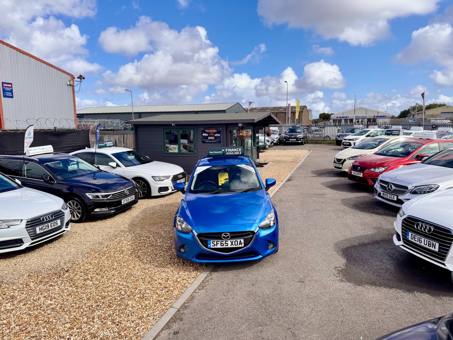 Used Mazda Mazda2 2015 for sale - 76157504: Photo 52