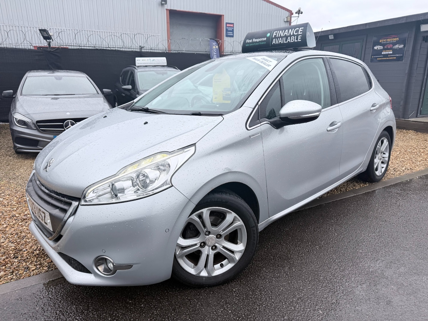 Used Peugeot 208 2013 for sale - 77802689: Photo 3