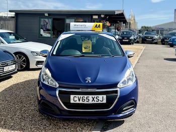 Used Peugeot 208 2015 for sale - 79841838: Photo