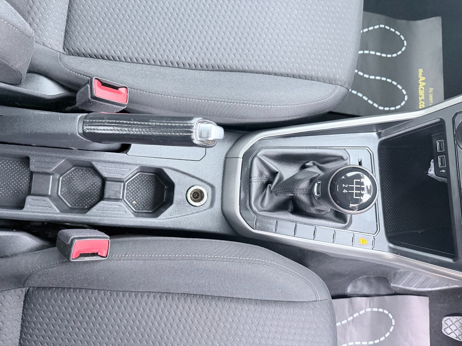 Used Volkswagen Polo 2018 for sale - 77984977: Photo 33