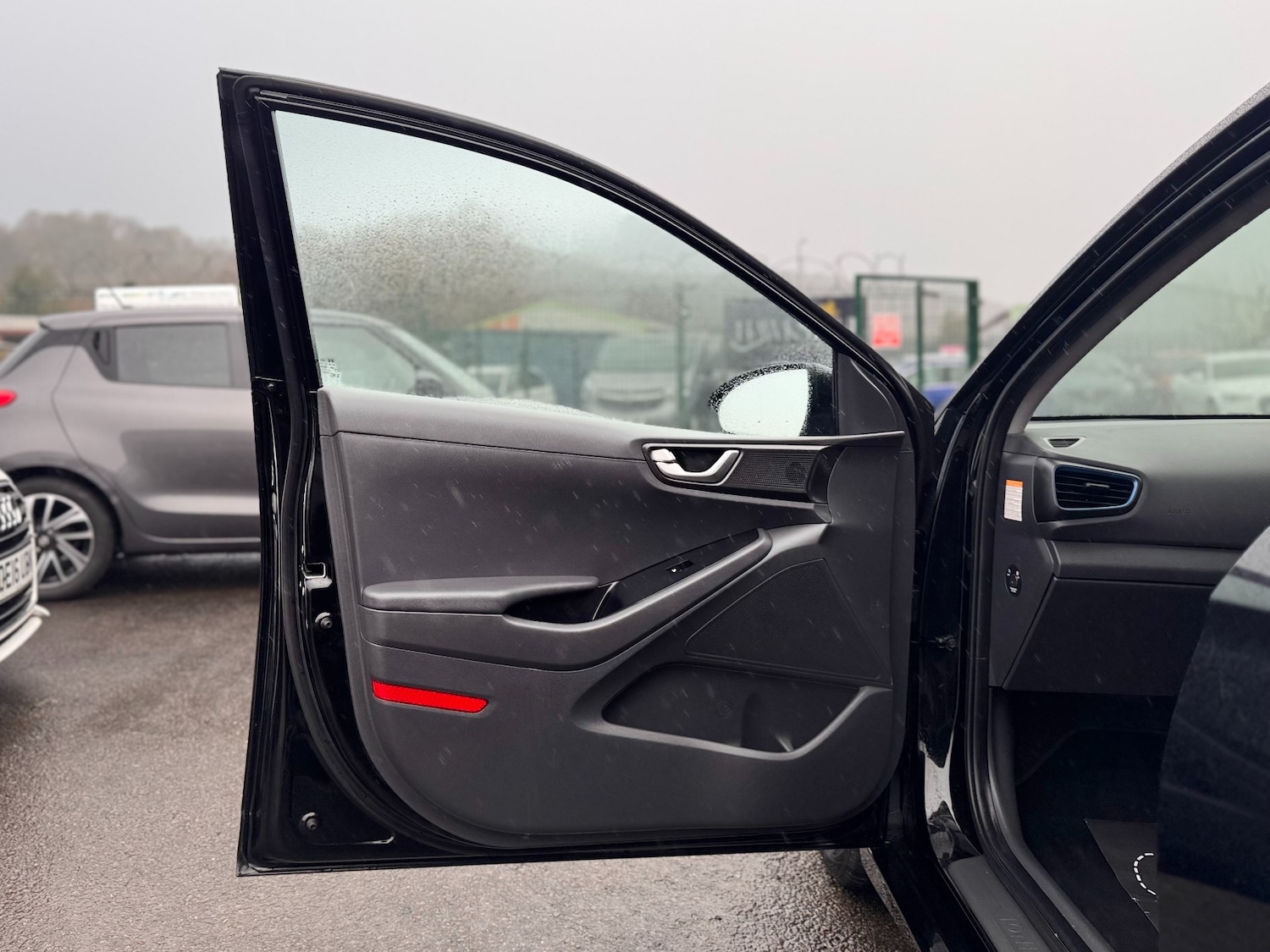 Used Hyundai IONIQ 2017 for sale - 77052053: Photo 42