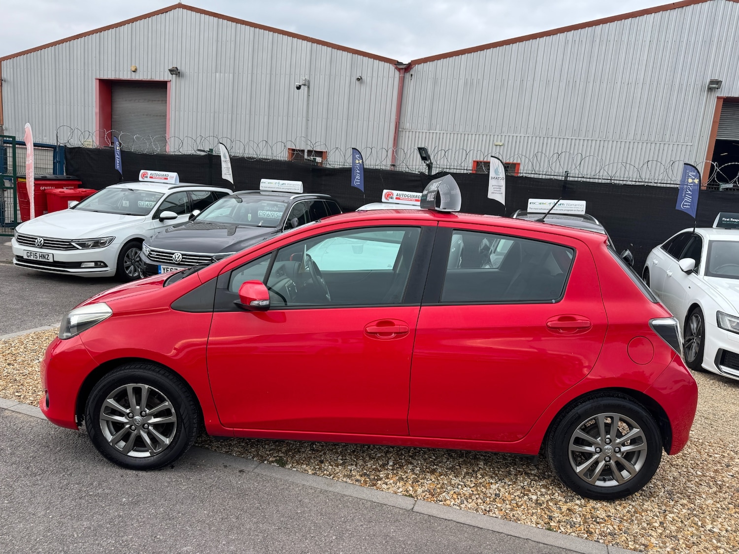 Used Toyota Yaris 2014 for sale - 76576822: Photo 14