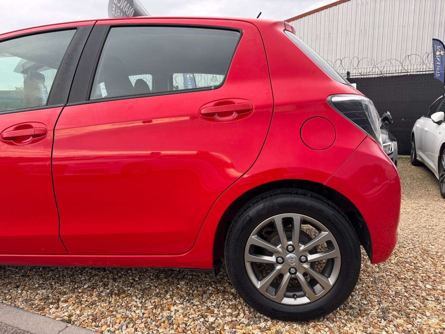 Used Toyota Yaris 2014 for sale - 76576822: Photo 21