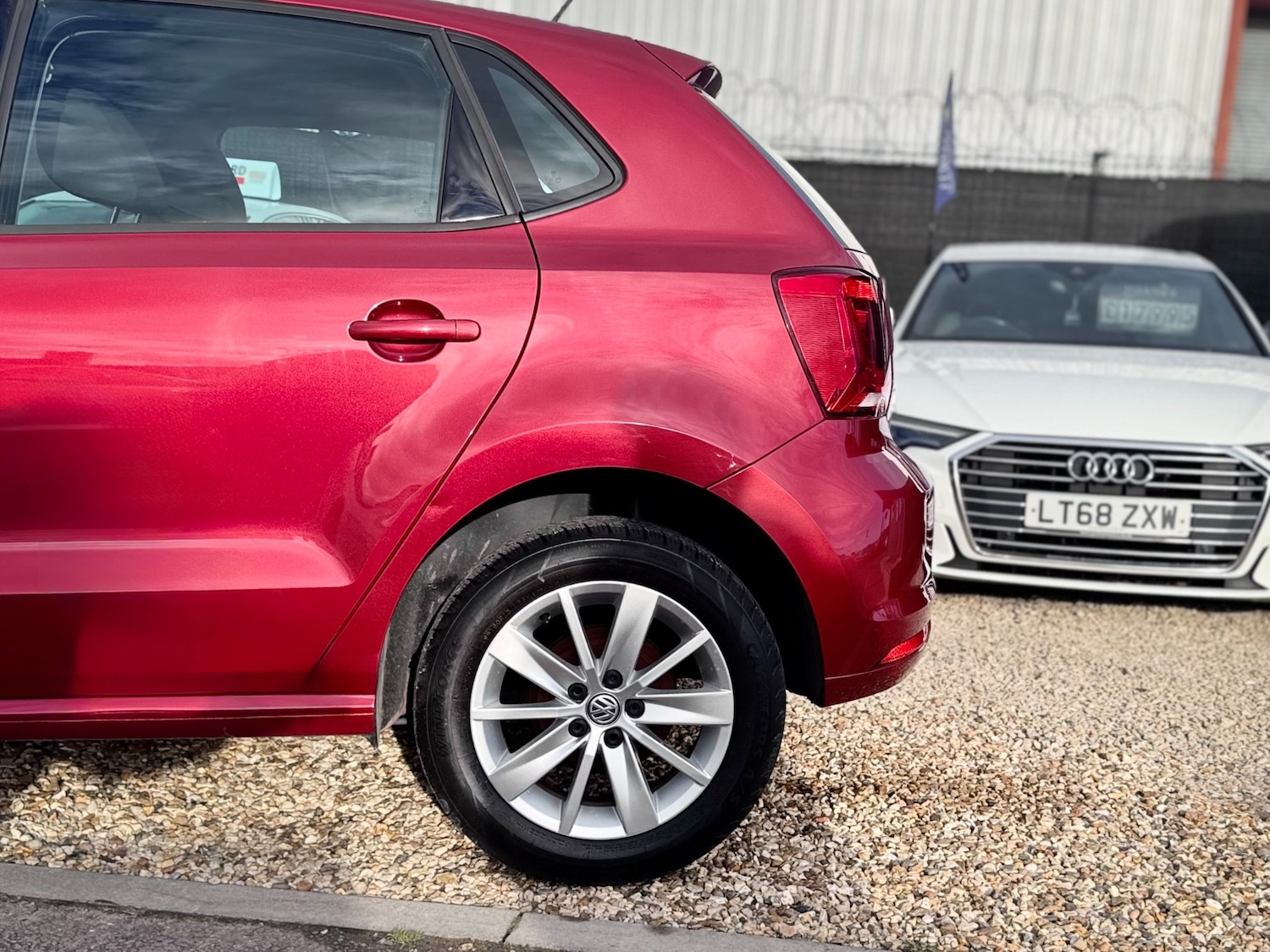 Used Volkswagen Polo 2015 for sale - 77168409: Photo 12