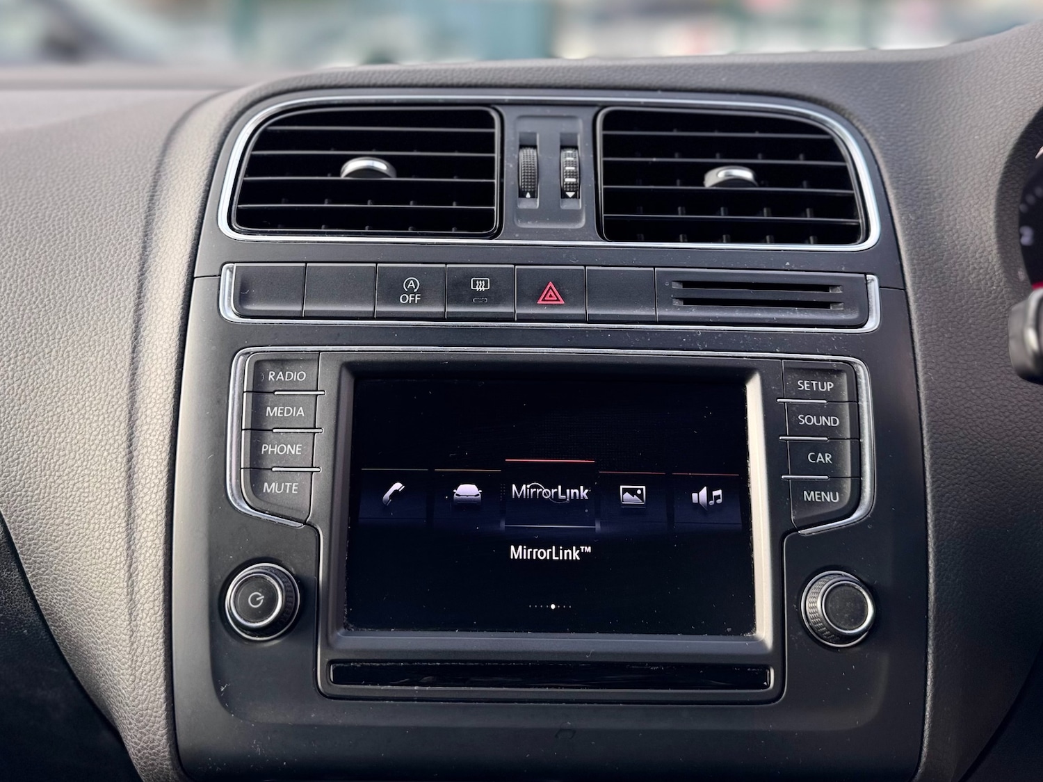 Used Volkswagen Polo 2015 for sale - 77168409: Photo 22