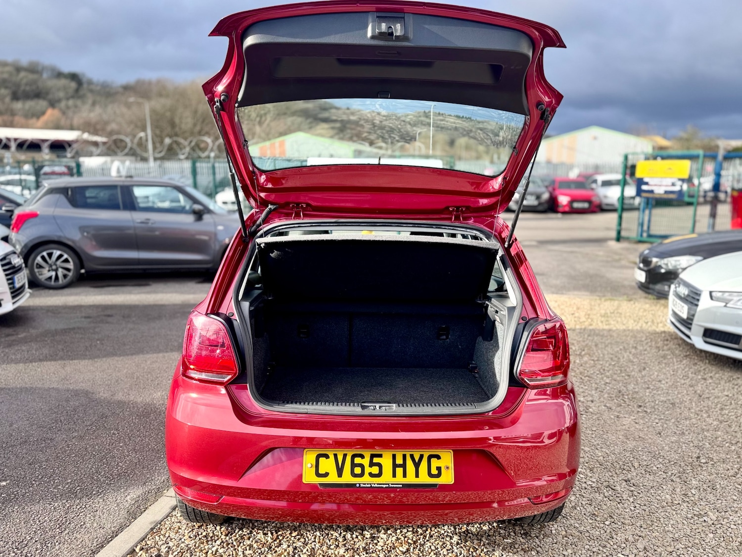 Used Volkswagen Polo 2015 for sale - 77168409: Photo 9