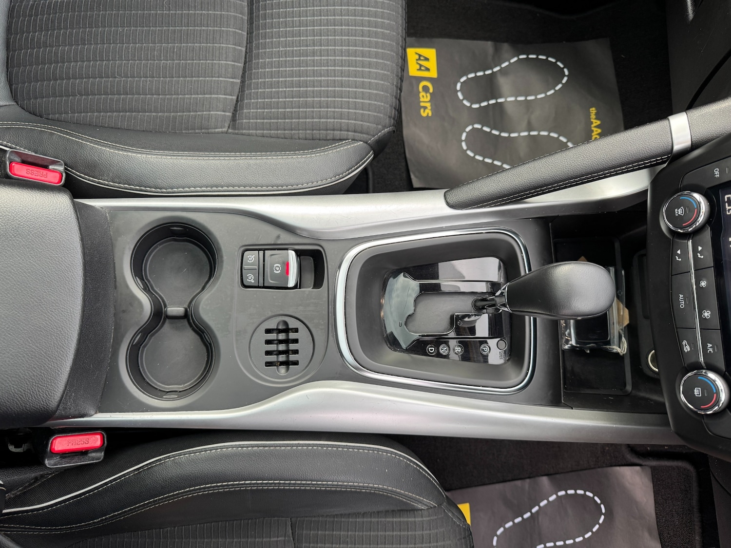 Used Renault Kadjar 2016 for sale - 77618379: Photo 35