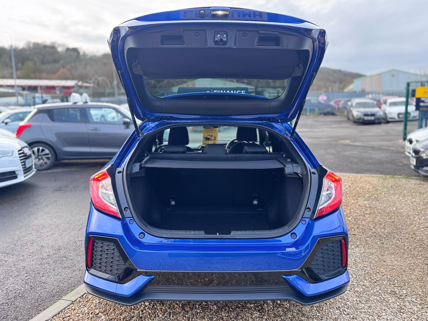 Used Honda Civic 2018 for sale - 77051804: Photo 20