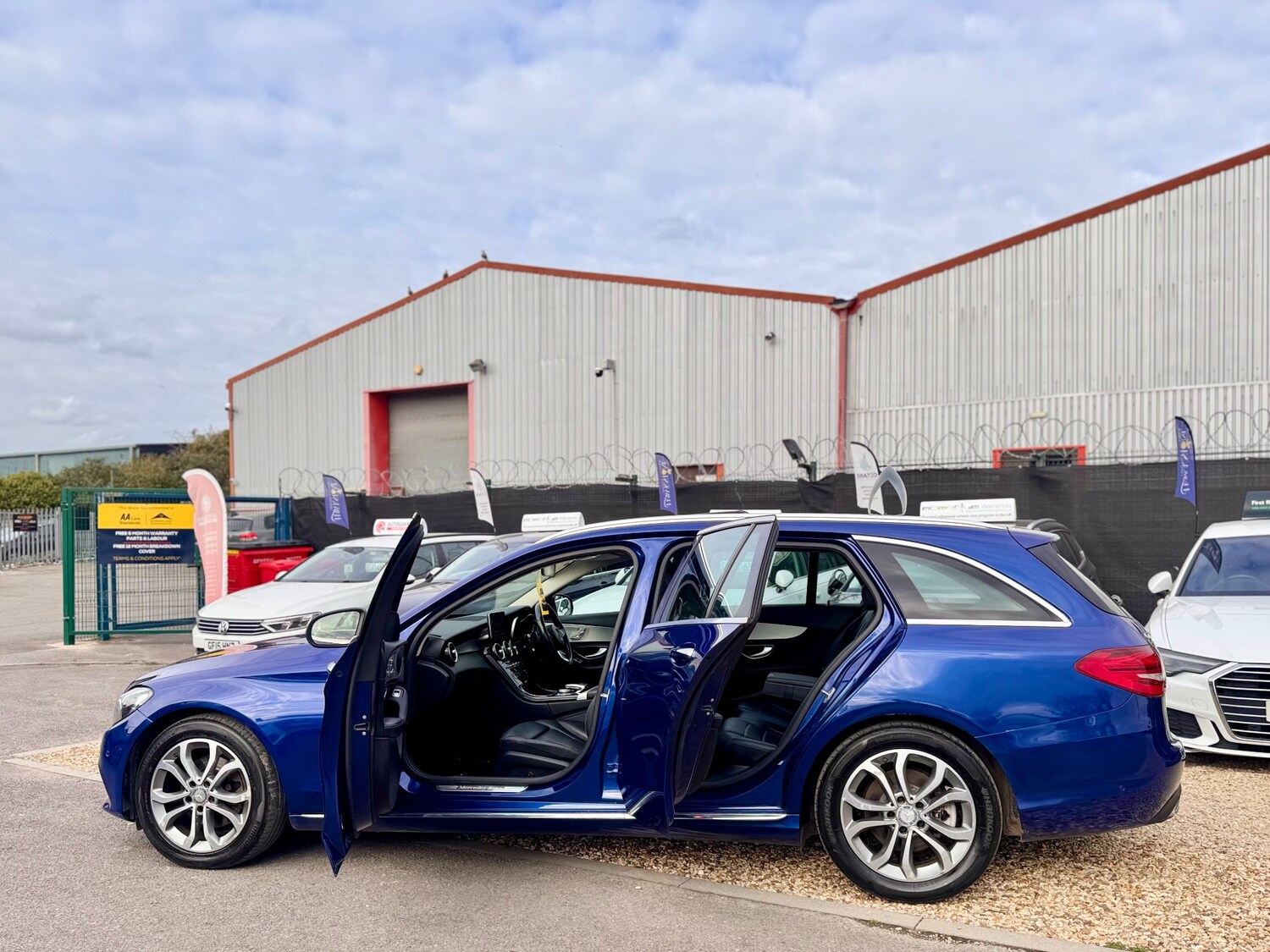 Used Mercedes-Benz C Class 2015 for sale - 77545076: Photo 49